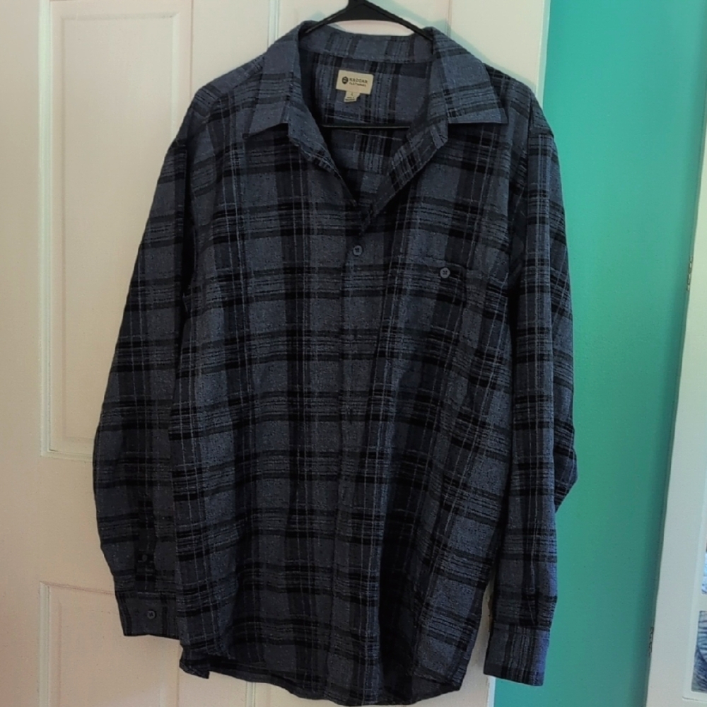 Men's Blue Plaid Button-Up Shirt